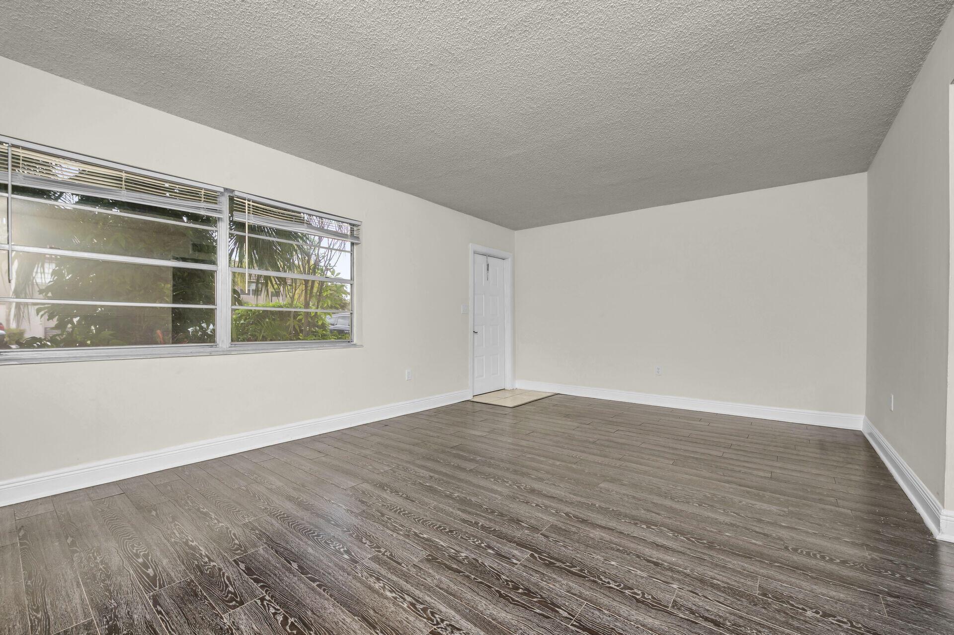 9050 NW 28th Street 114