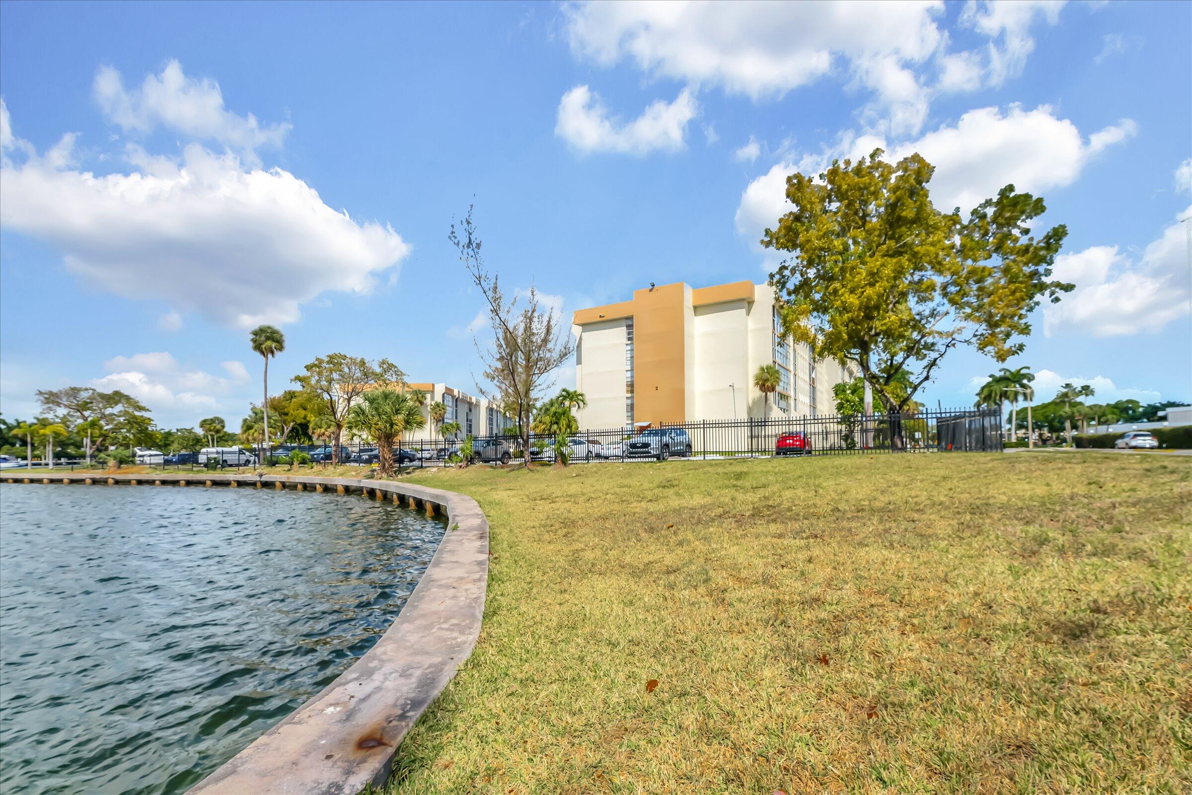DESOTO PARK CONDO - Residential