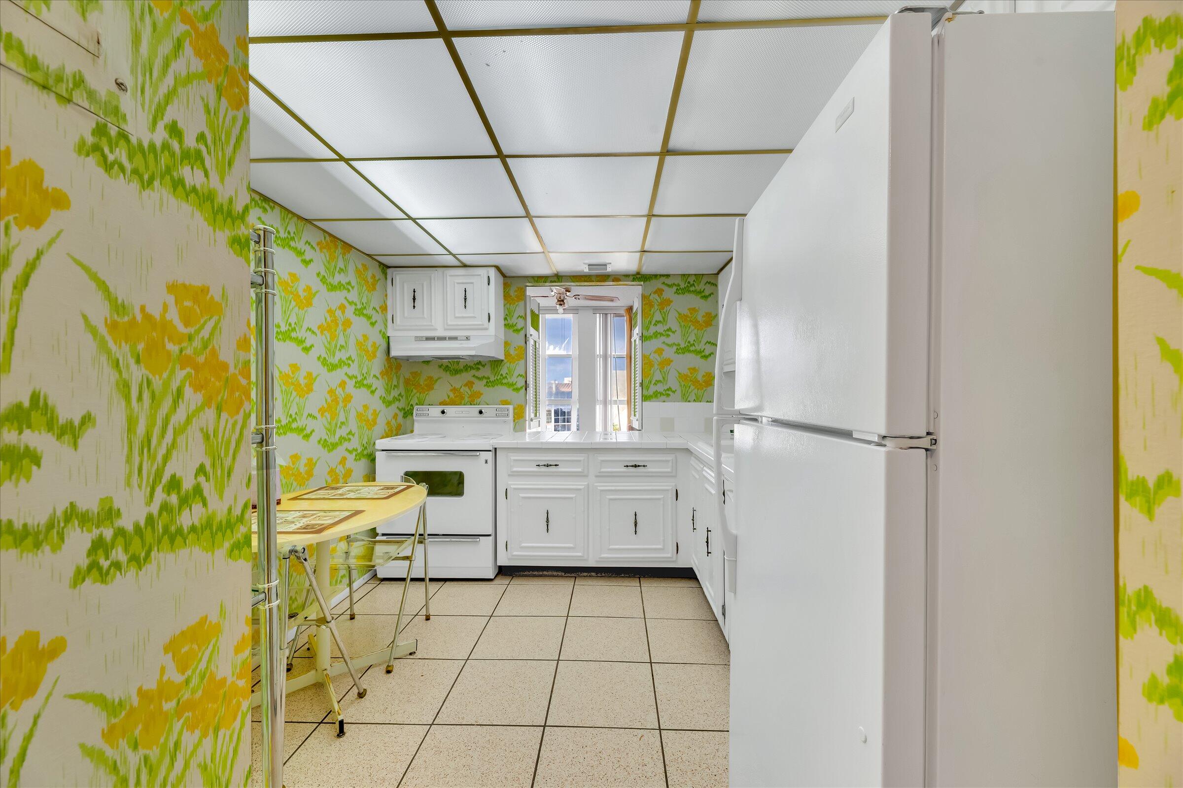 DESOTO PARK CONDO - Residential