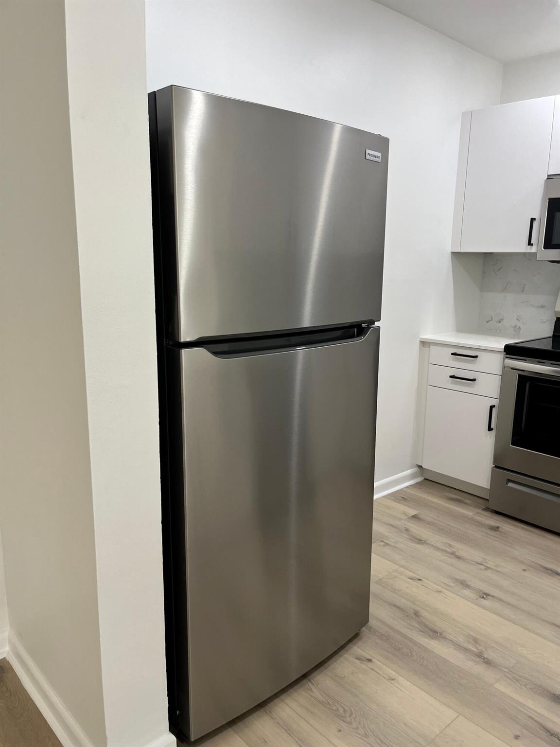 CASA DEL RIO CONDO - Residential Lease