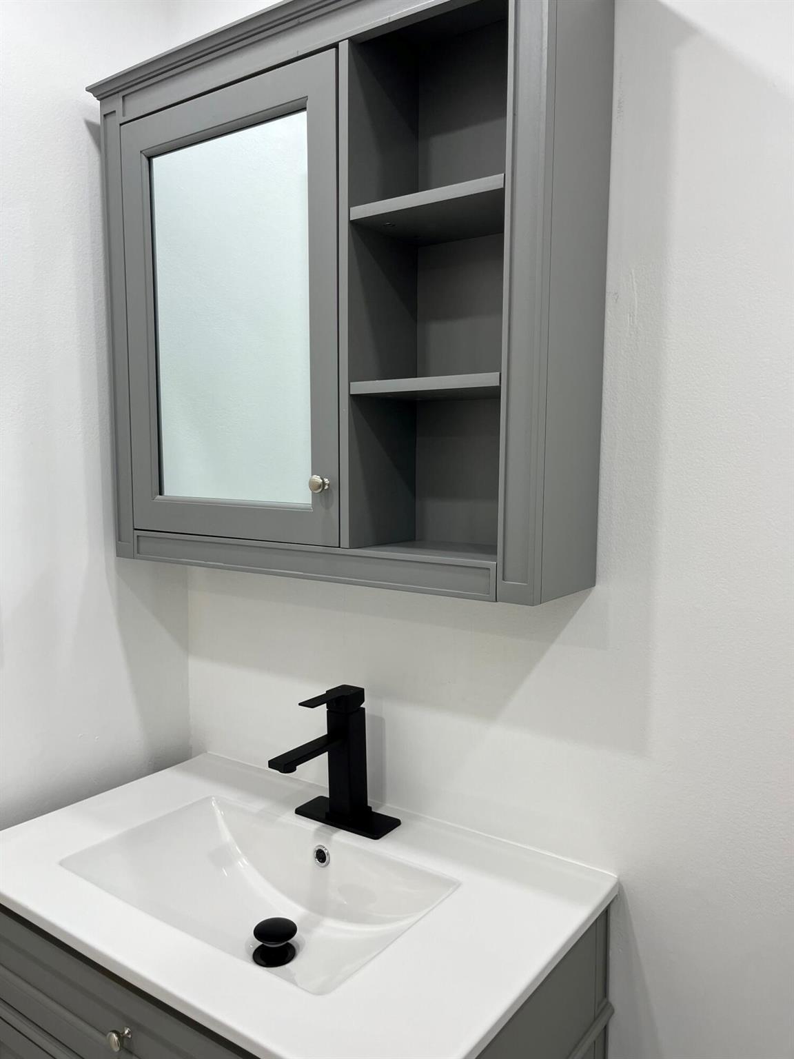 CASA DEL RIO CONDO - Residential Lease