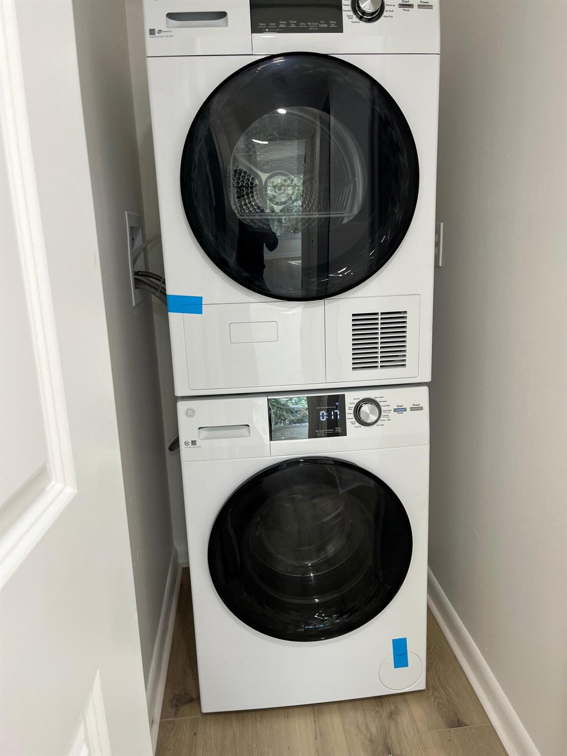 CASA DEL RIO CONDO - Residential Lease