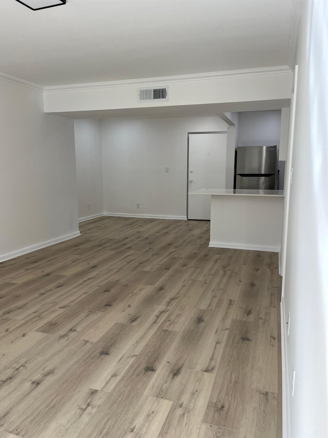 CASA DEL RIO CONDO - Residential Lease