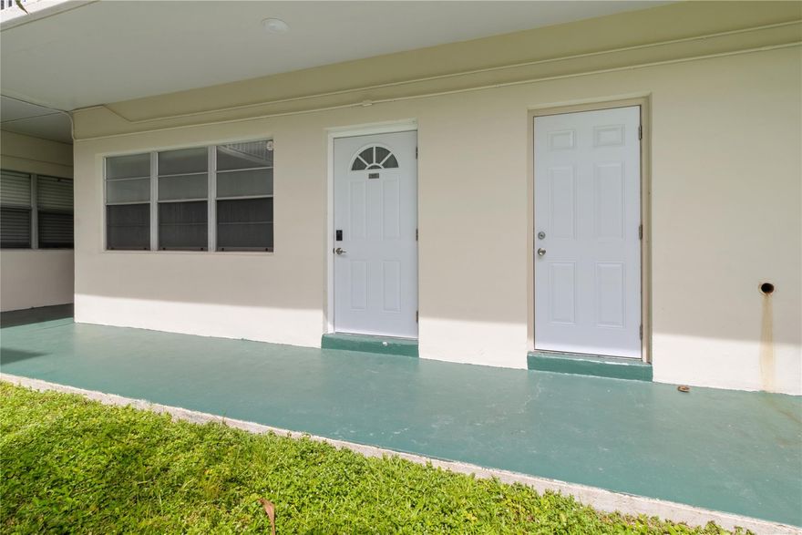 Charming 2/2 Apartment – Ready Now!
Bright, clean, and move-in ready! This spacious 2-bedroom, 2-bathroom apartment is perfect for anyone looking for a fresh start.
Easy & fast approval
Available immediately
Don’t wait—your new home is just a call away!