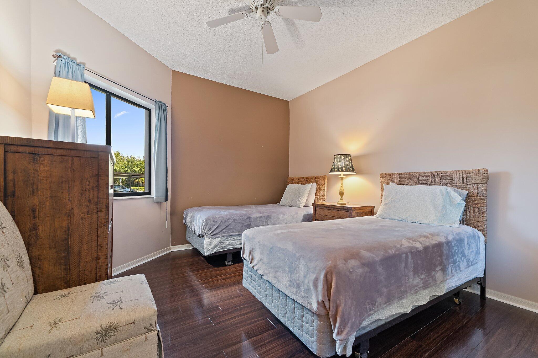 WILLIAMSBURG AT HERITAGE RIDGE CONDO - Residential