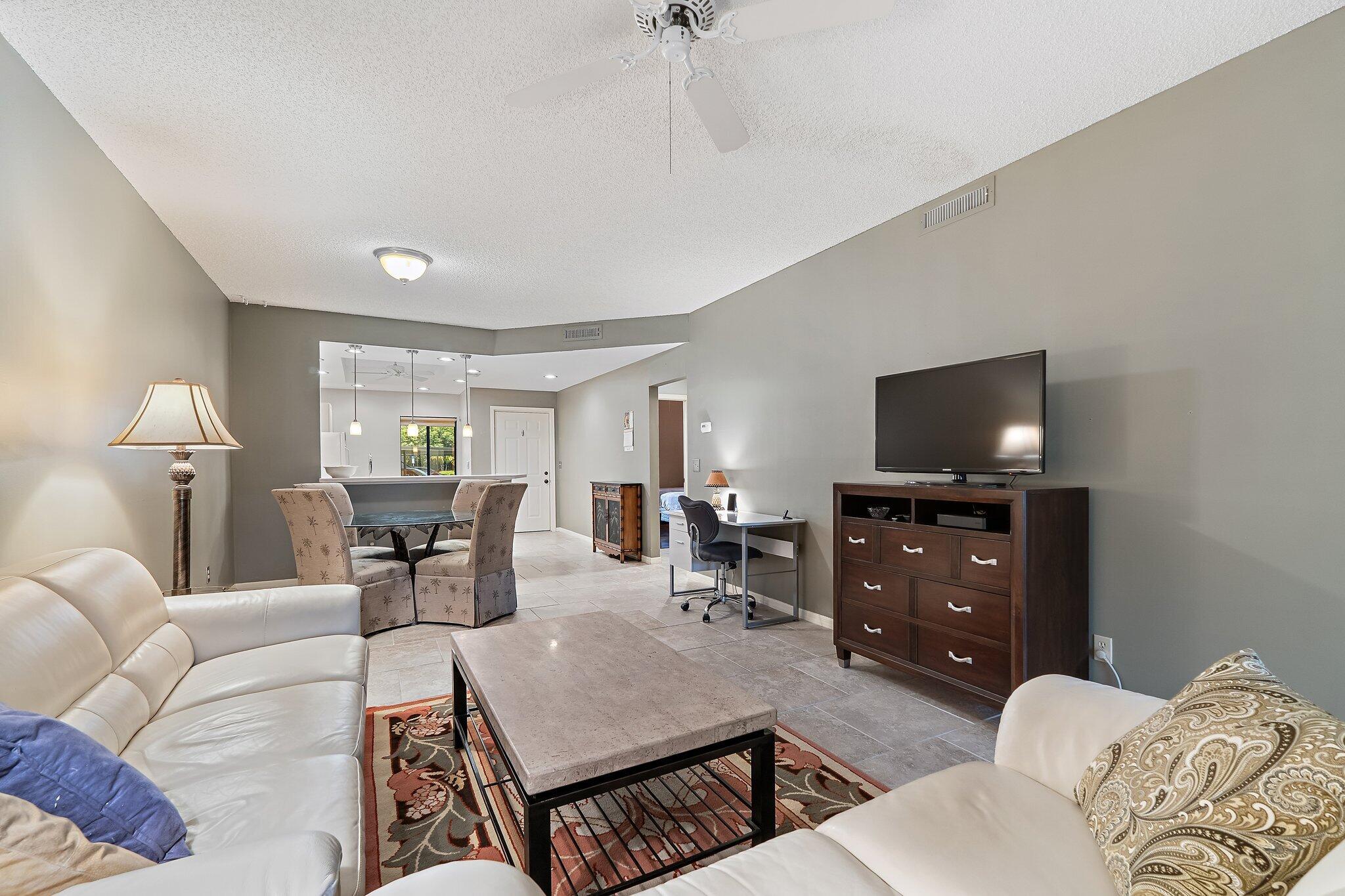 WILLIAMSBURG AT HERITAGE RIDGE CONDO - Residential