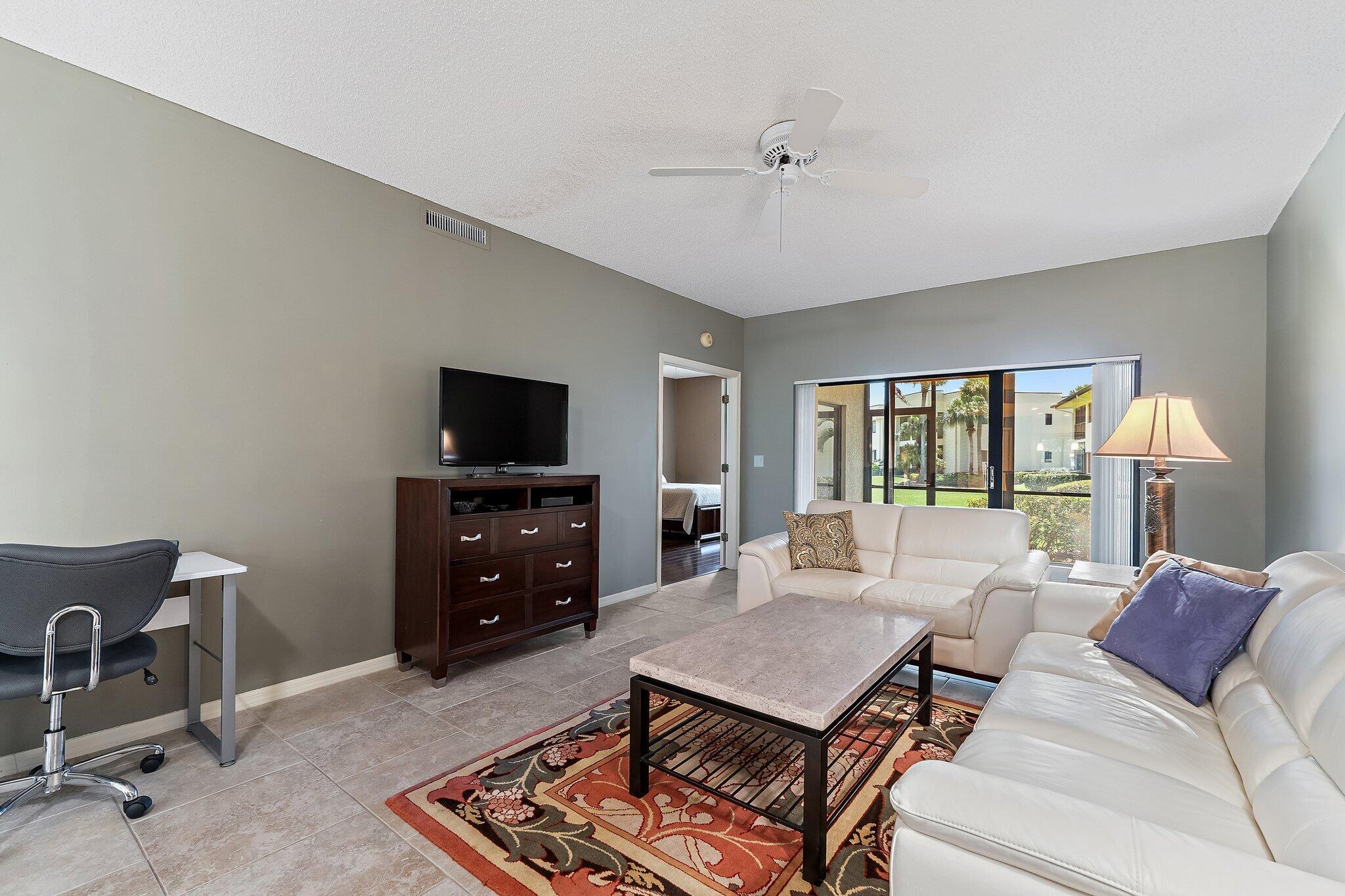 WILLIAMSBURG AT HERITAGE RIDGE CONDO - Residential