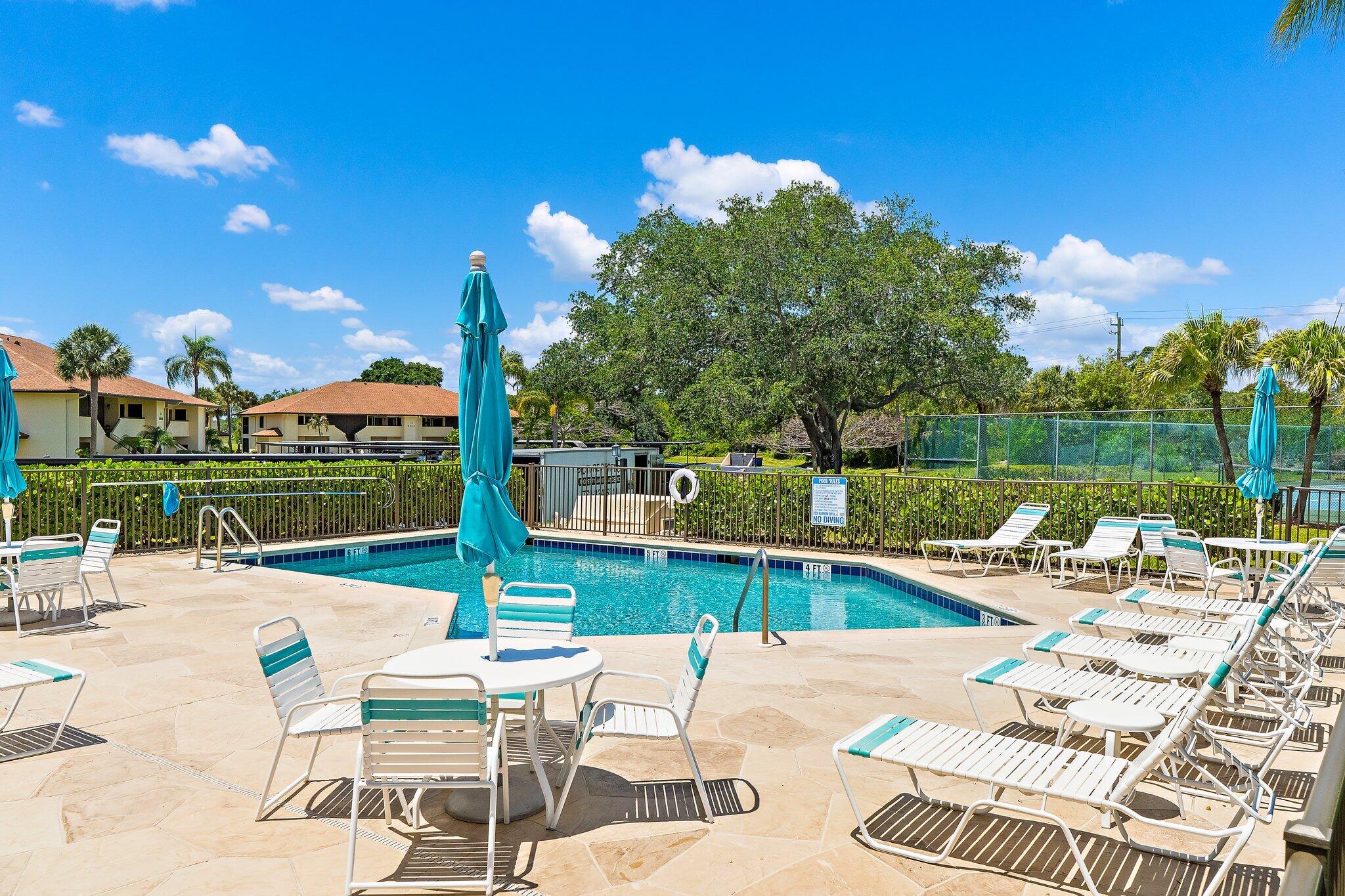 WILLIAMSBURG AT HERITAGE RIDGE CONDO - Residential