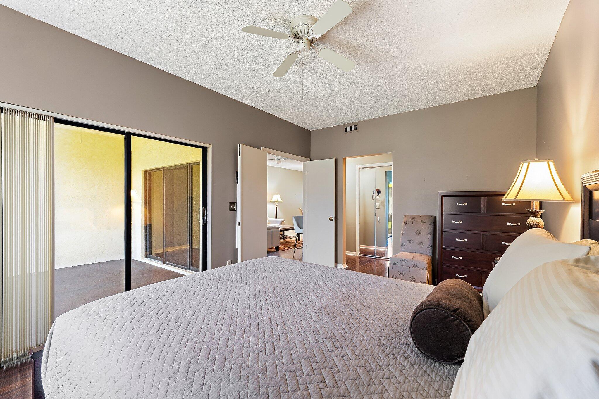 WILLIAMSBURG AT HERITAGE RIDGE CONDO - Residential