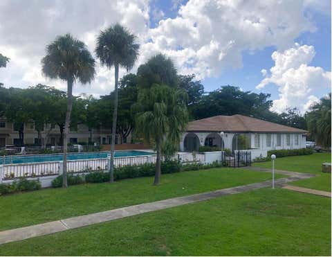 Tiny photo for 2710 Riverside Drive #203-a, Coral Springs, FL 33065 (MLS # B26029782)