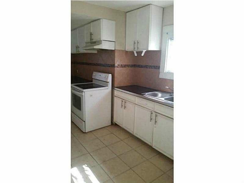 SOUTH HOLLYWOOD AMD PLAT - Residential Lease