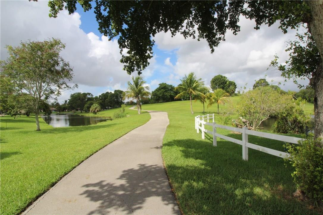 Coral Spgs Country Club - Residential