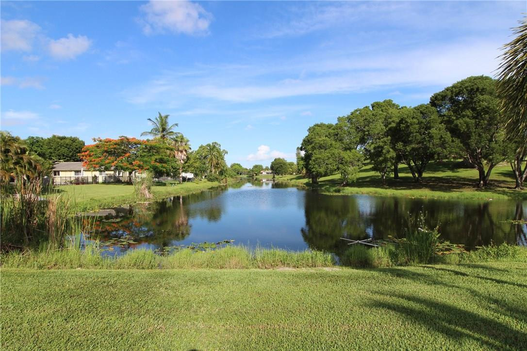 Coral Spgs Country Club - Residential