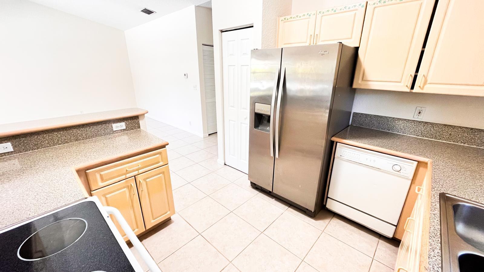 SUGAR POND MANOR OF WELLINGTON - Residential Lease
