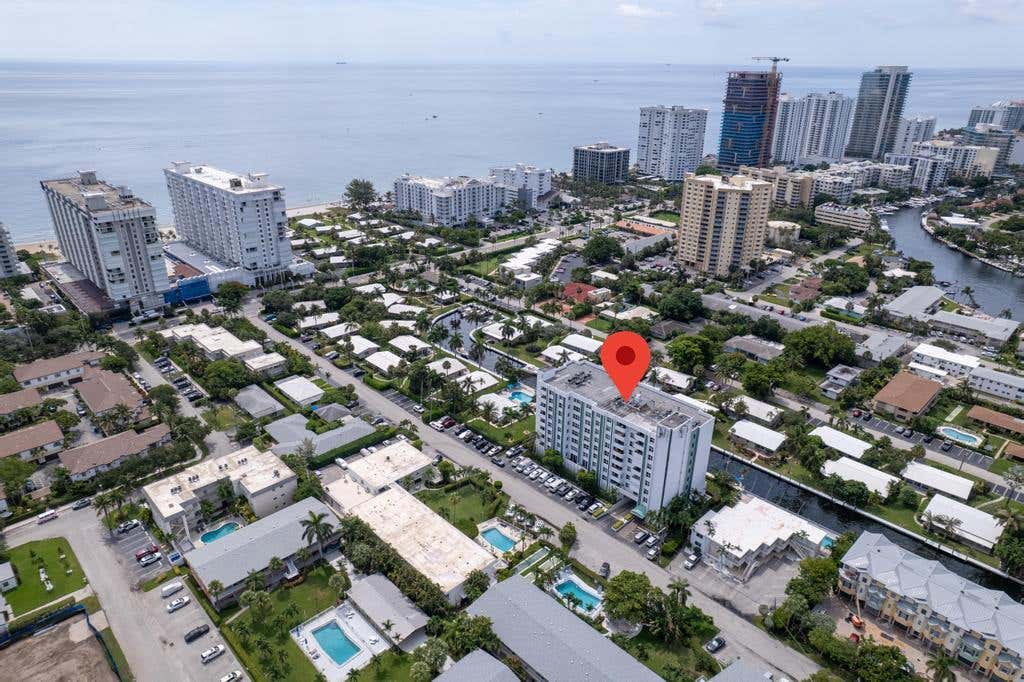 Photo of 3210 SE 10th Street #4a, Pompano Beach, FL 33062 (MLS # B26058976)