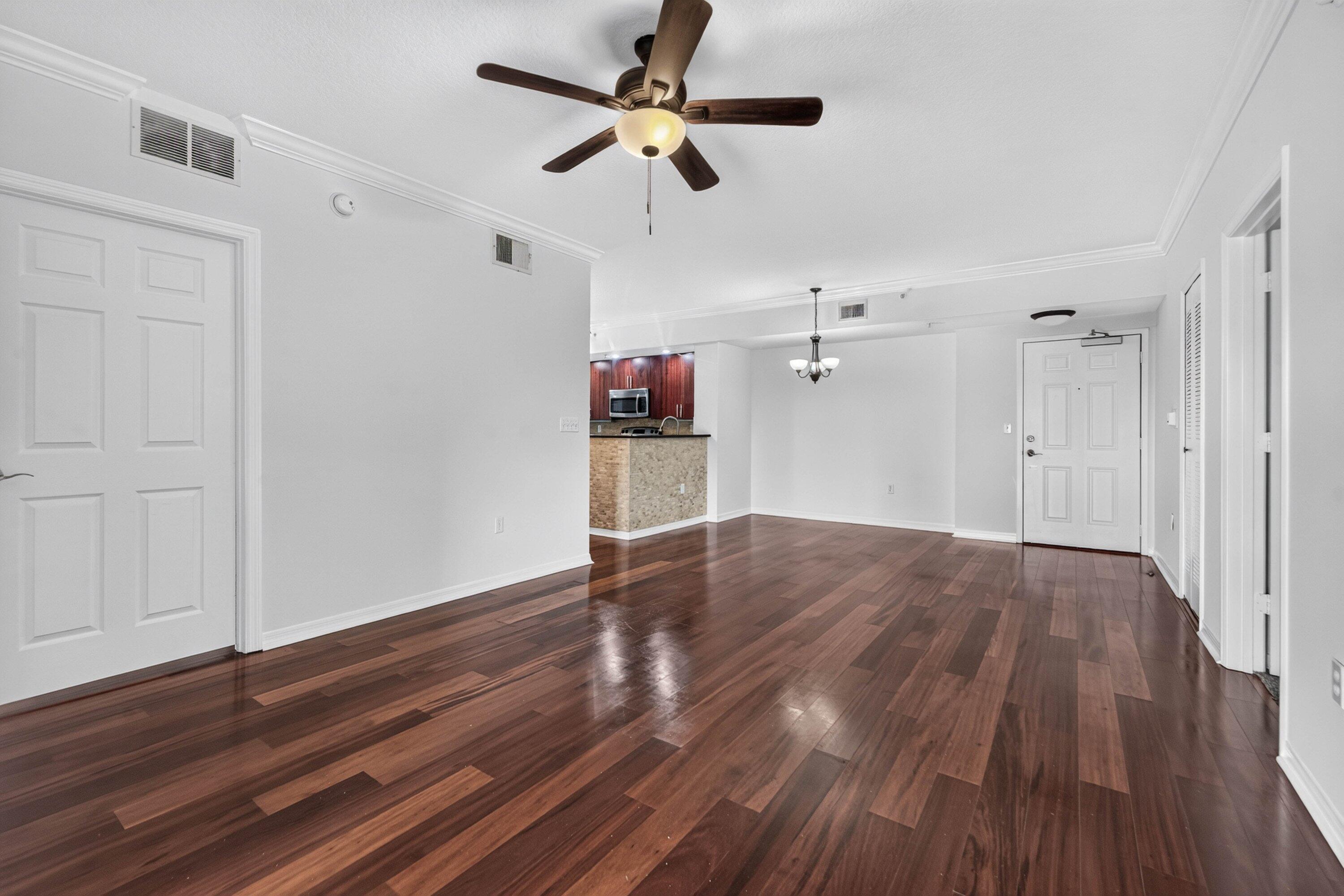 4907 Midtown Lane 1316