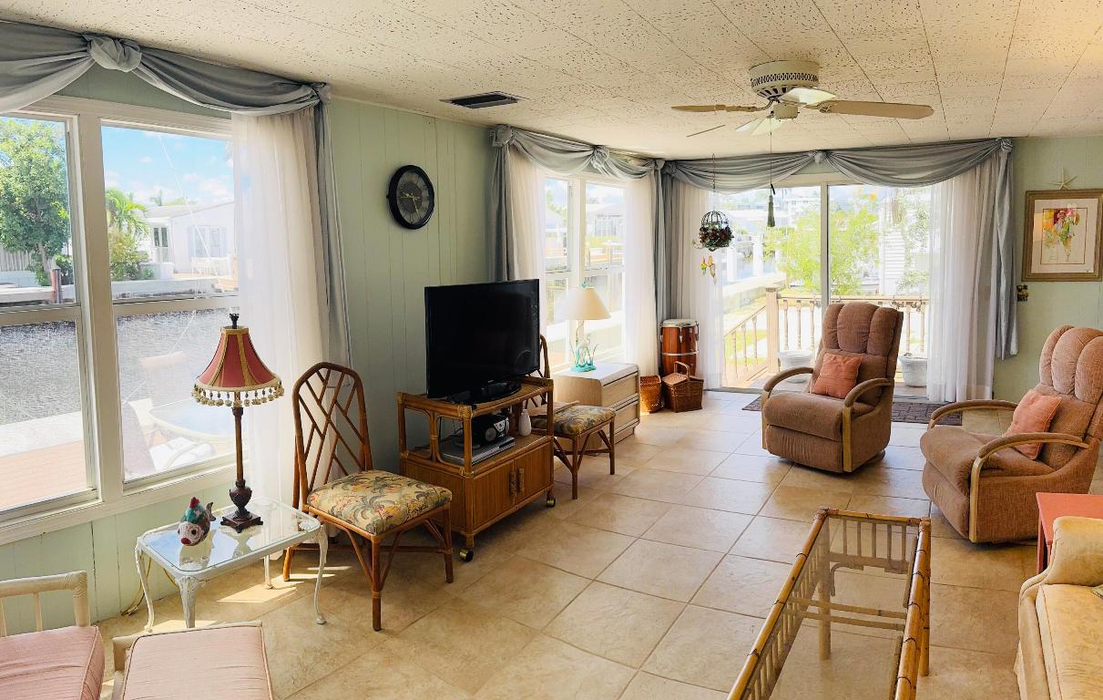 BRINY BREEZES, Inc - Residential