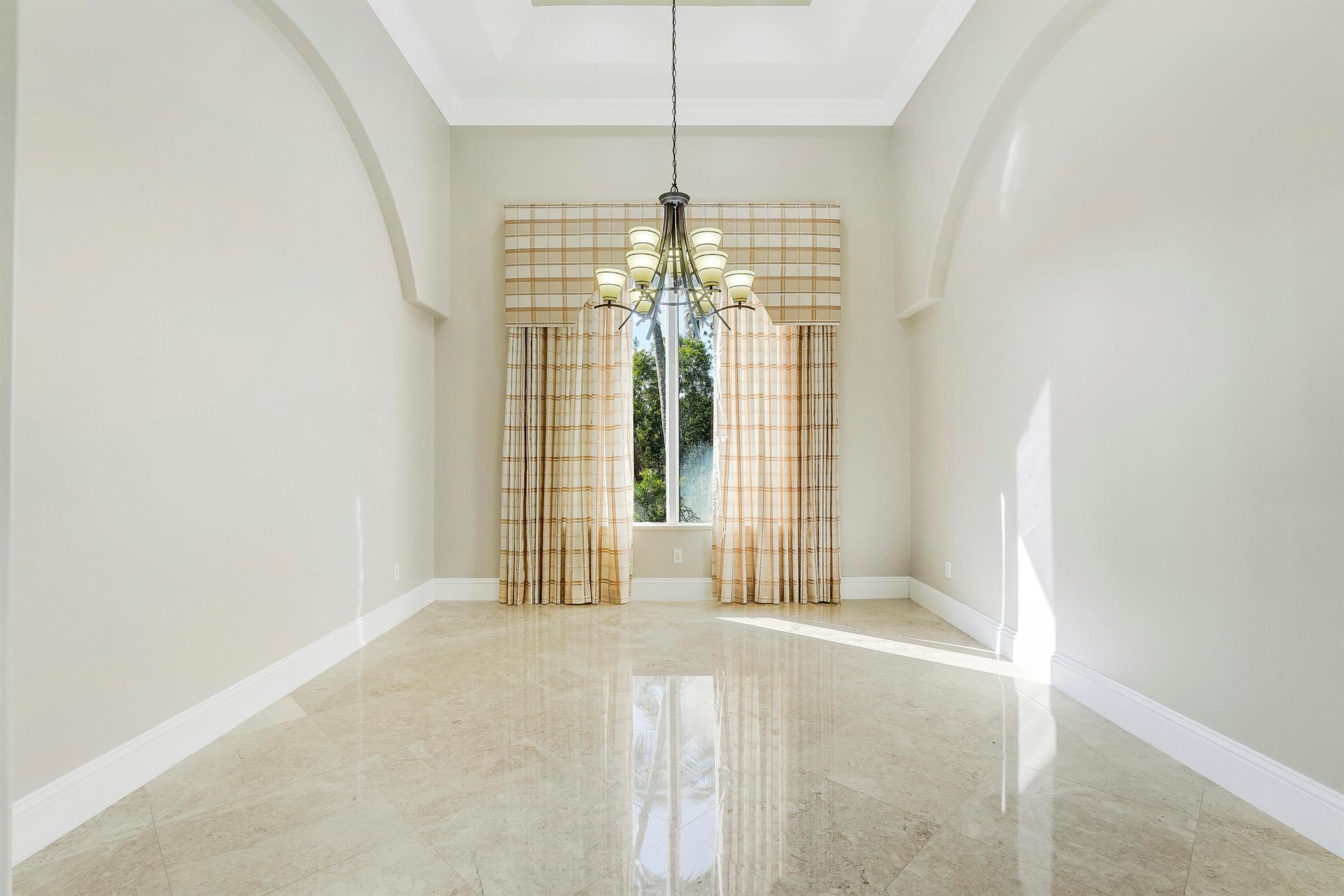 STONEWAL ESTATES - Residential Lease