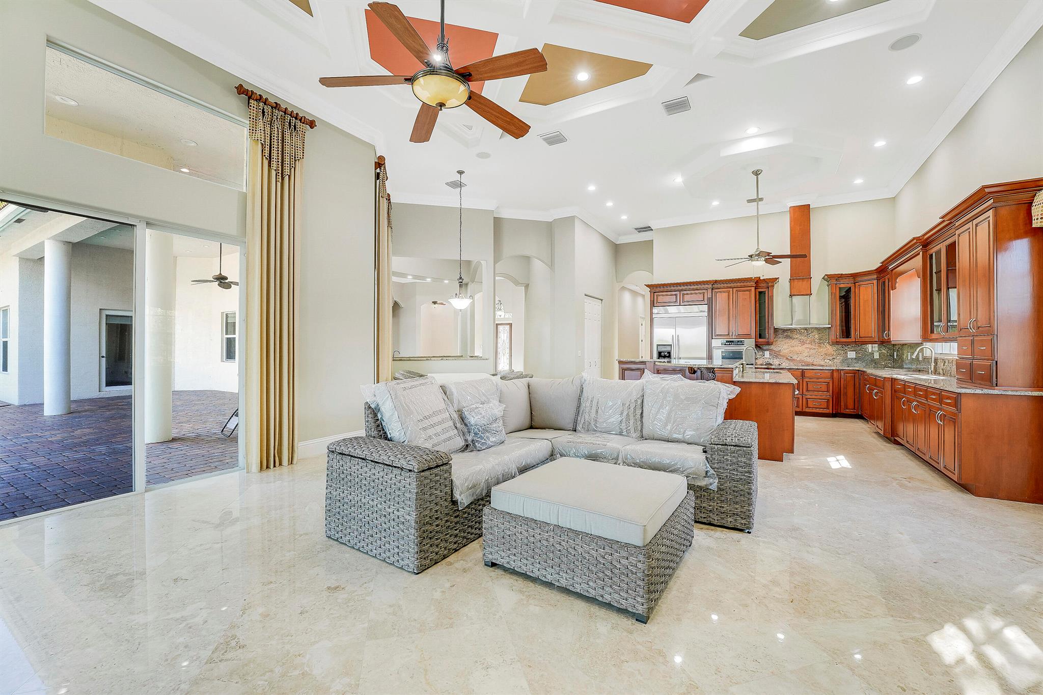 STONEWAL ESTATES - Residential Lease