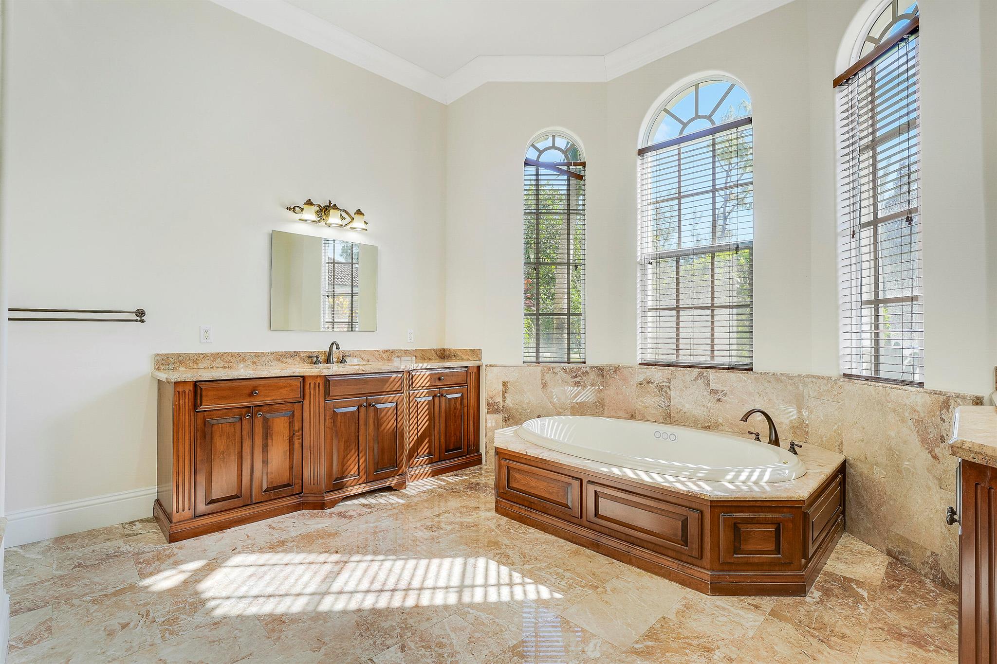 STONEWAL ESTATES - Residential Lease