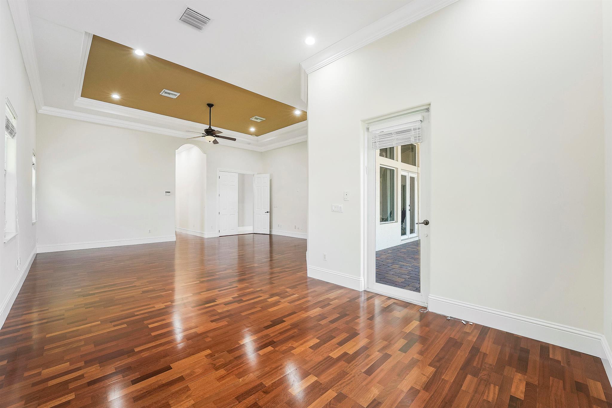 STONEWAL ESTATES - Residential Lease