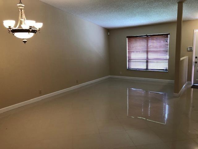 Ramblewood South 78-19 B - Residential