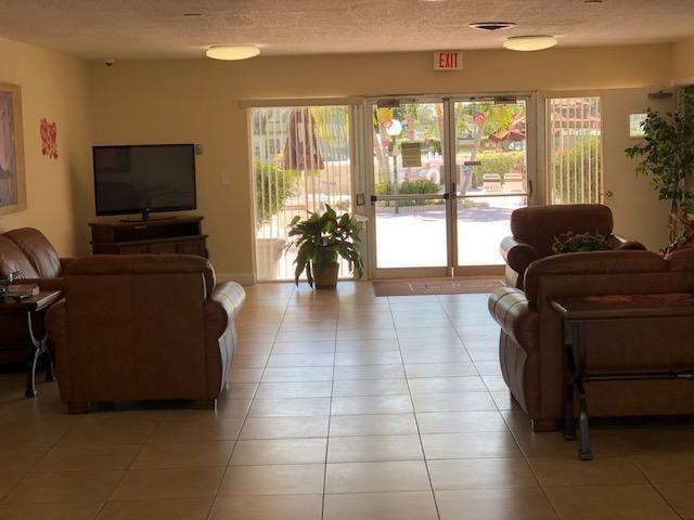 Ramblewood South 78-19 B - Residential