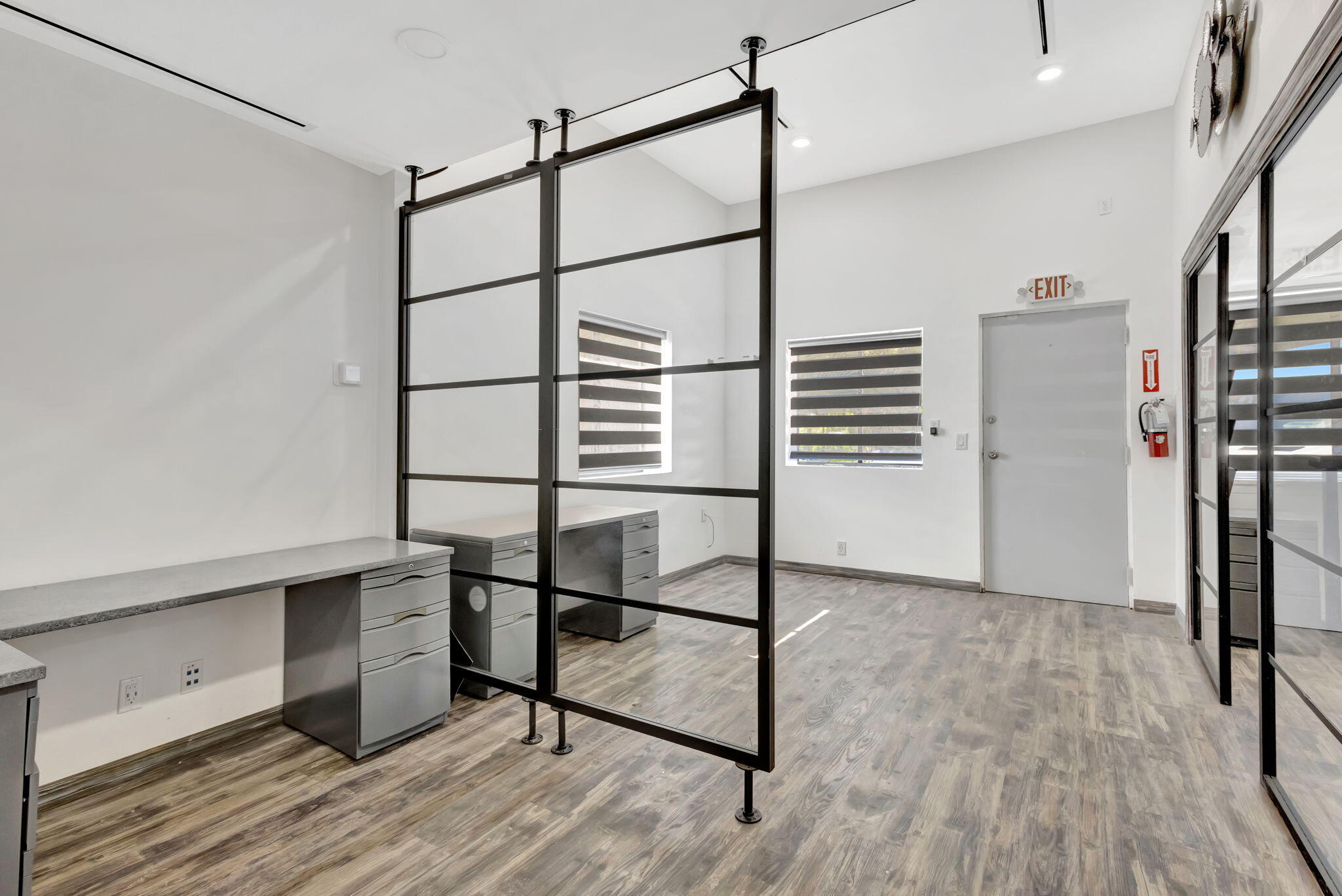 228 Hibiscus Street 1