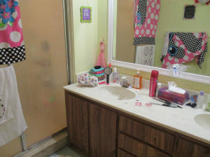 GLENWOOD TWNHS - Residential