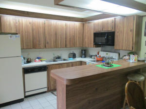 GLENWOOD TWNHS - Residential