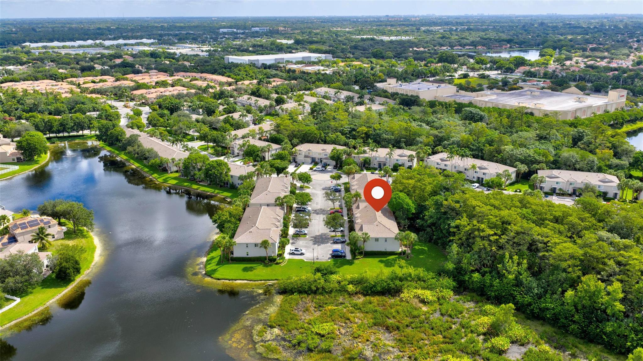 VICTORIA ISLES - Residential