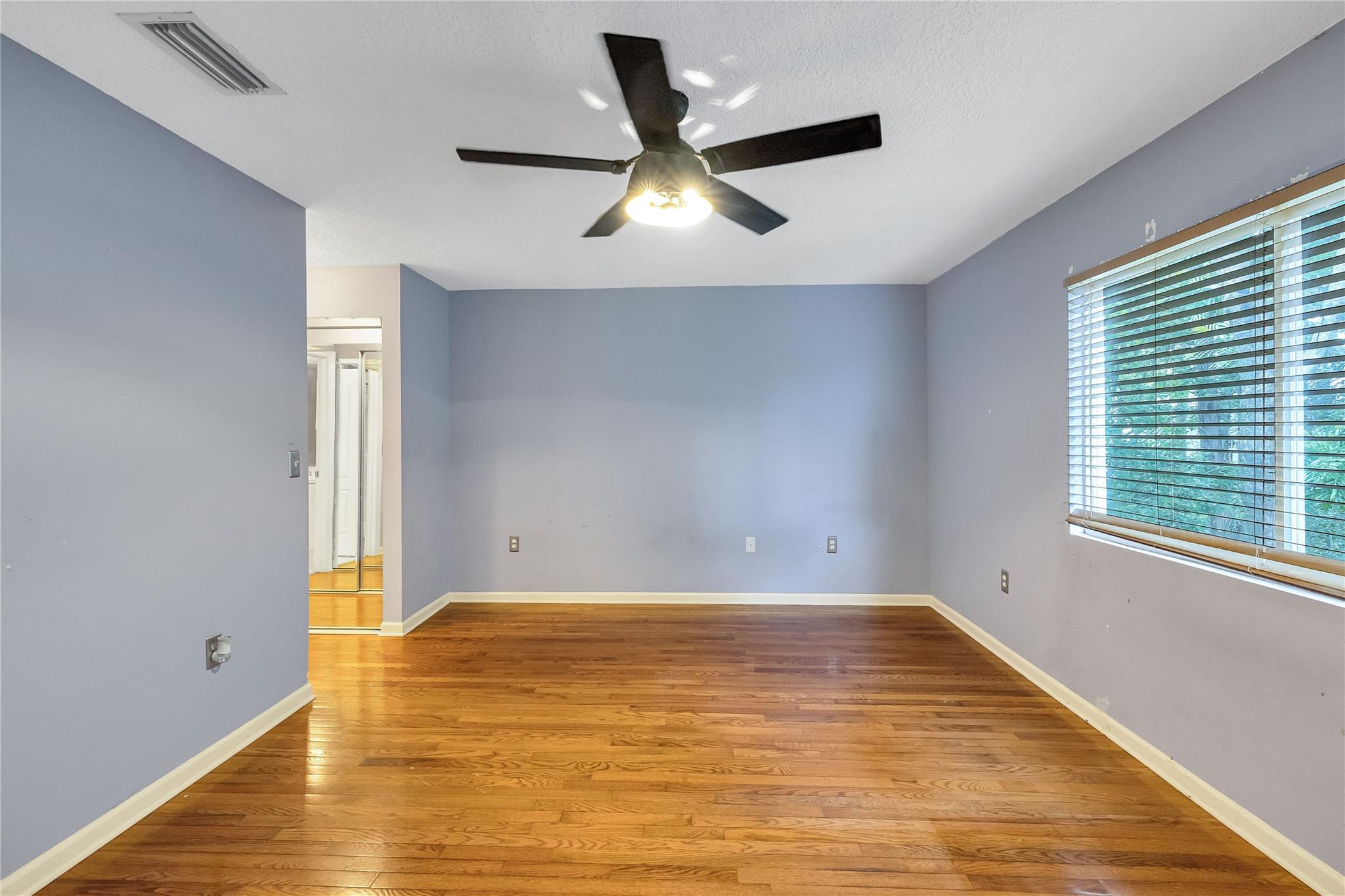 VICTORIA ISLES - Residential
