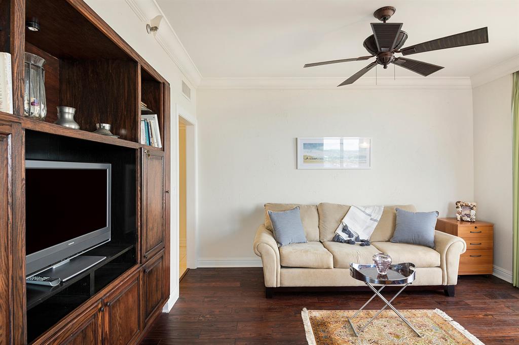 BEACH WALK CONDO - Residential