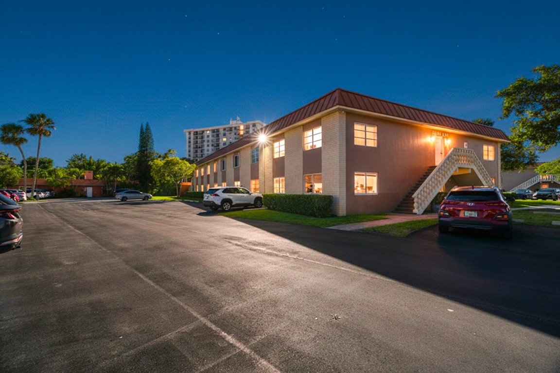 MANOR GROVE VILLAGE ONE I - Residential Lease