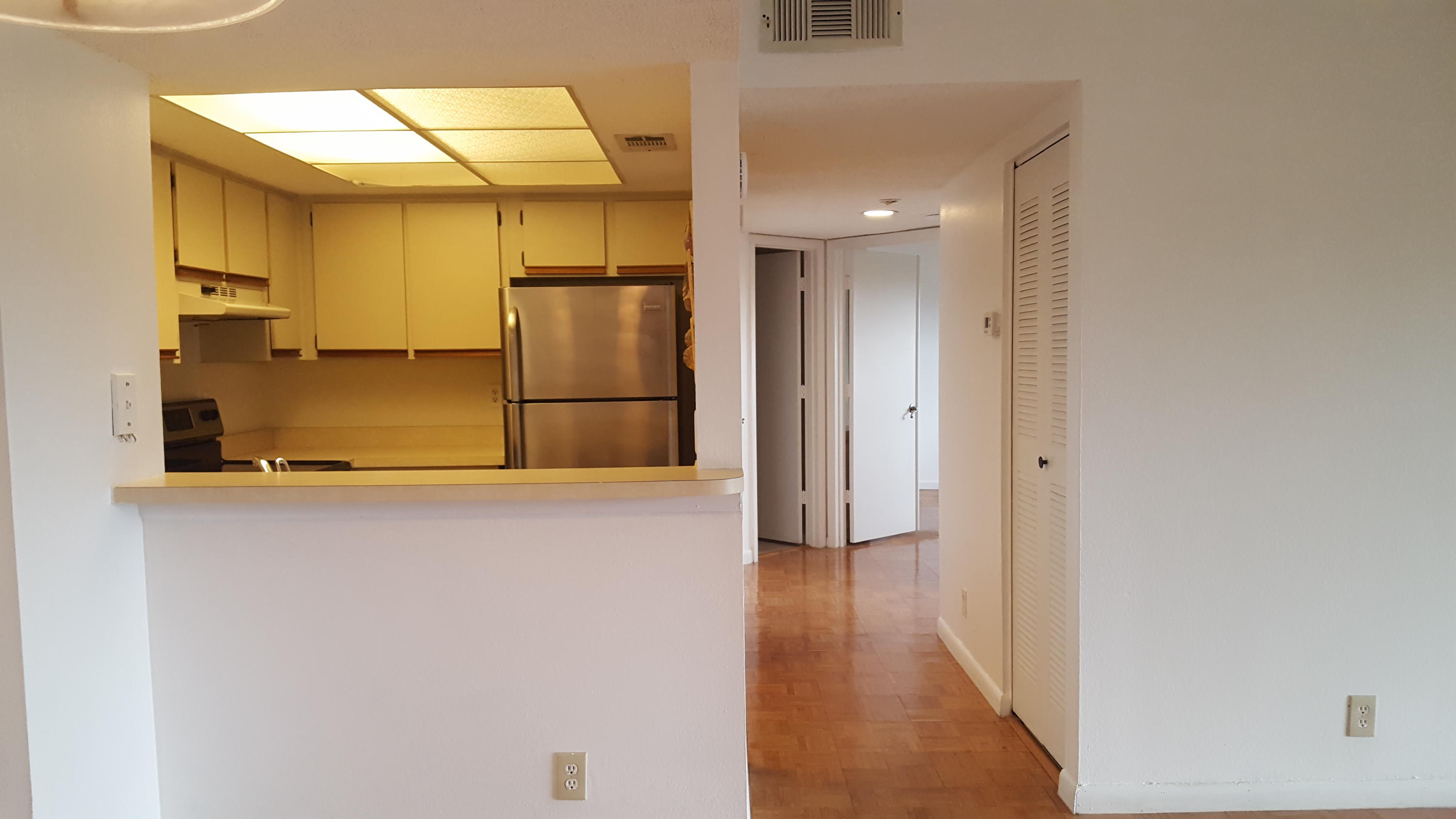 MIDPORT PLACE I, A CONDOMINIUM - Residential Lease
