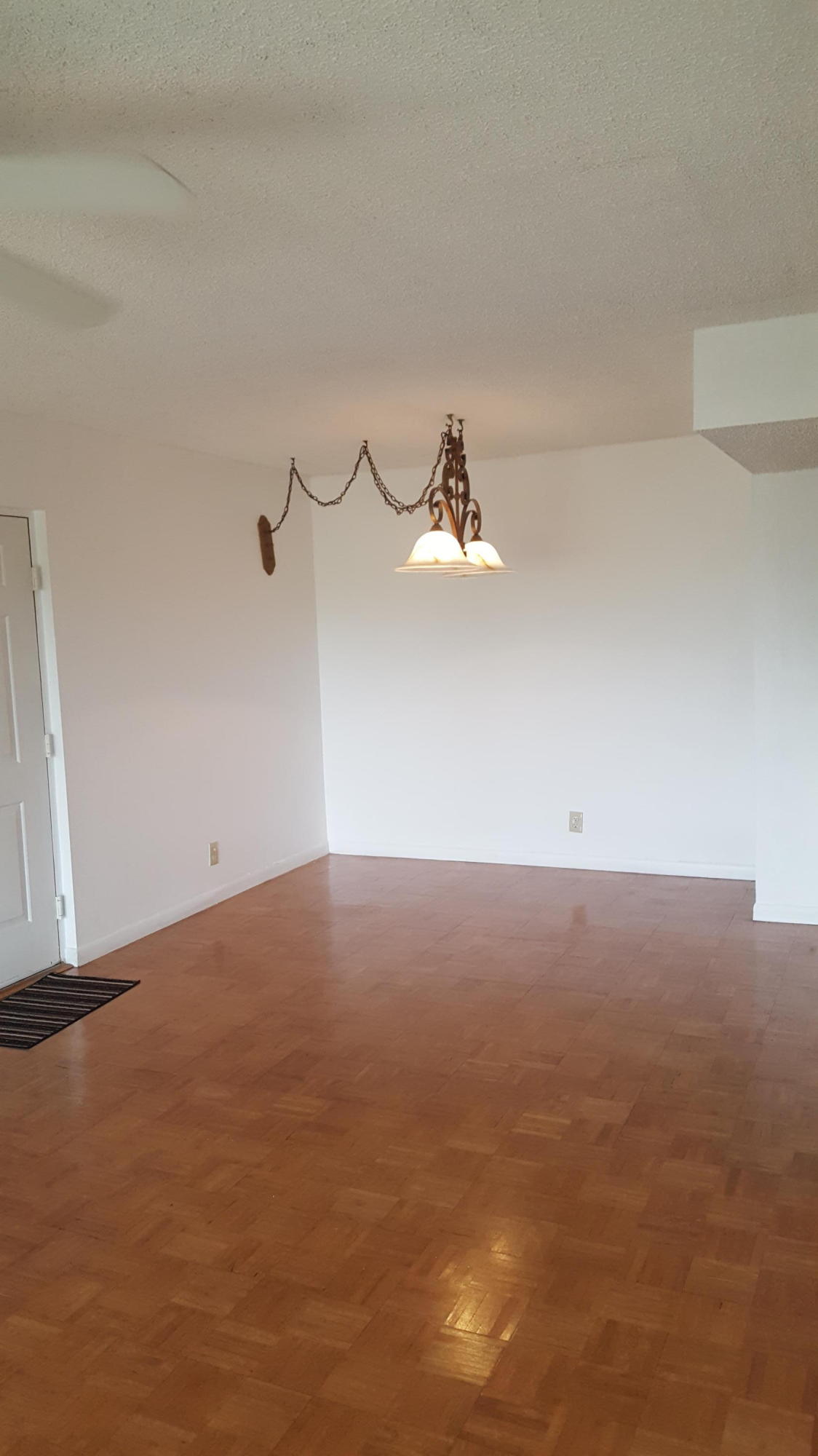 MIDPORT PLACE I, A CONDOMINIUM - Residential Lease