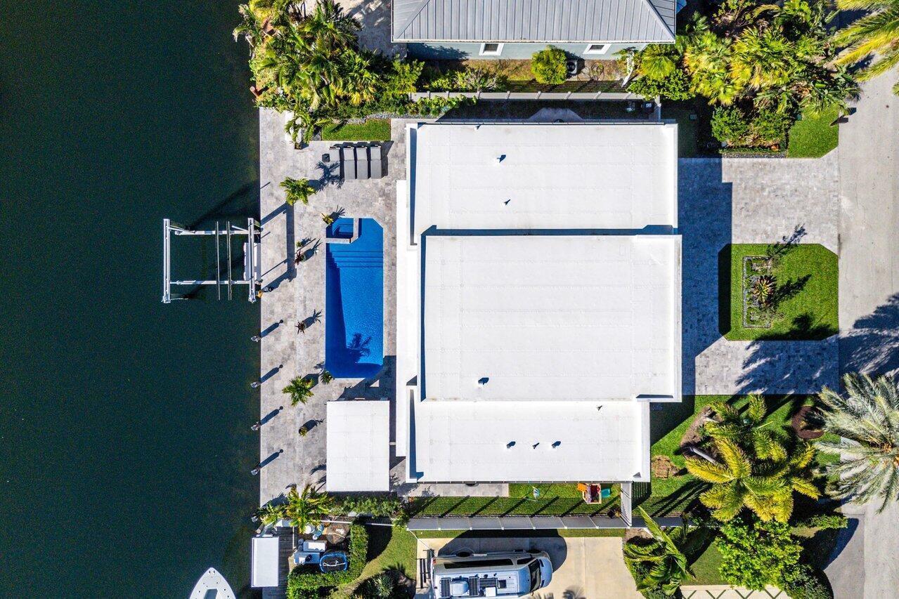 VENETIAN ISLES 1ST SEC - Residential