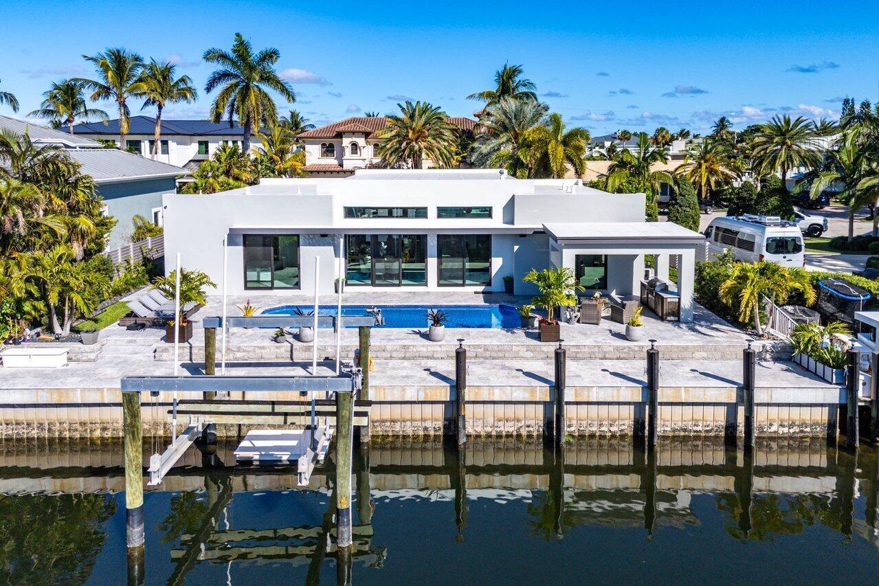 VENETIAN ISLES 1ST SEC - Residential