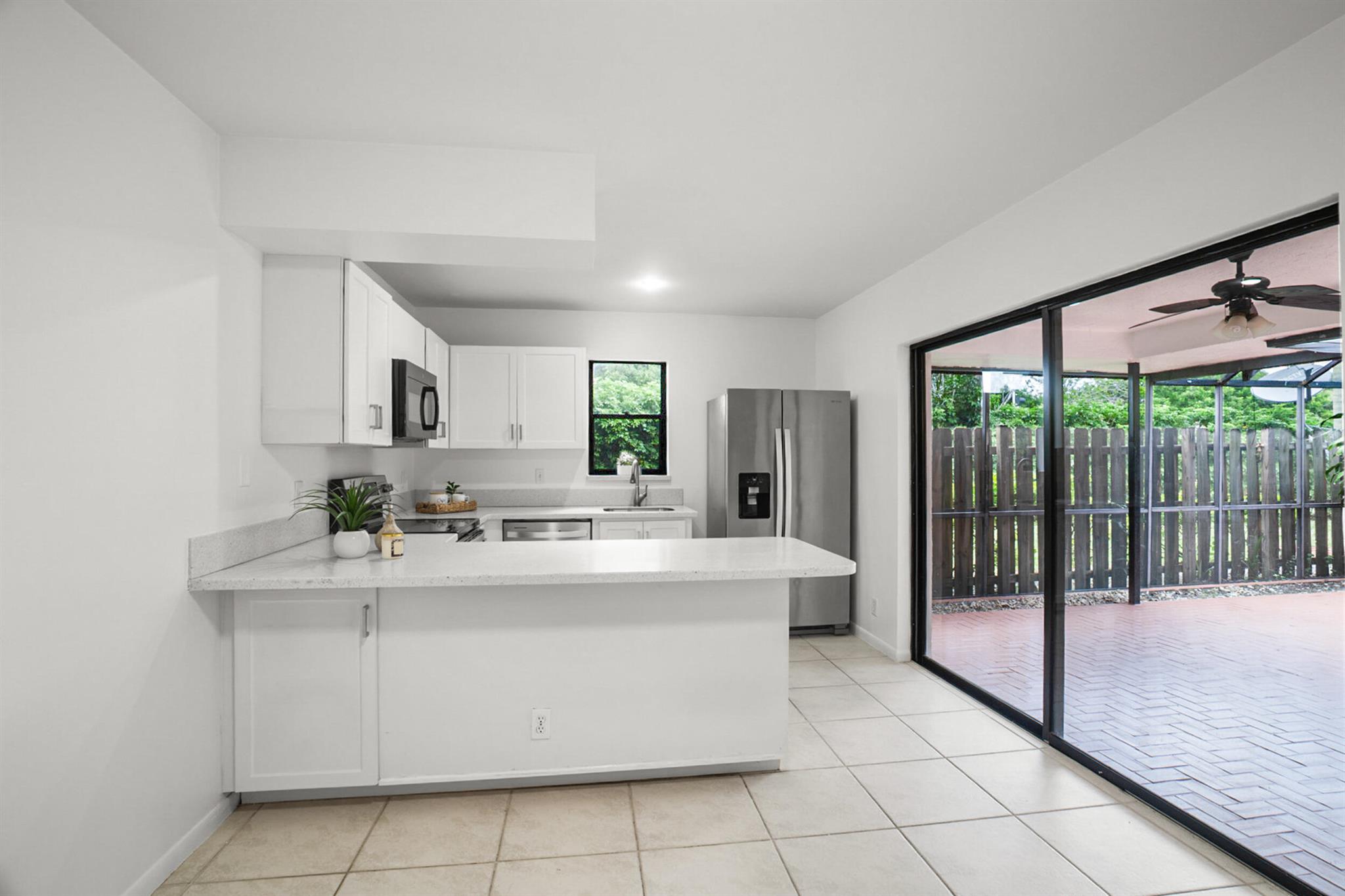 COURTYARDS AT BOCA II - Residential