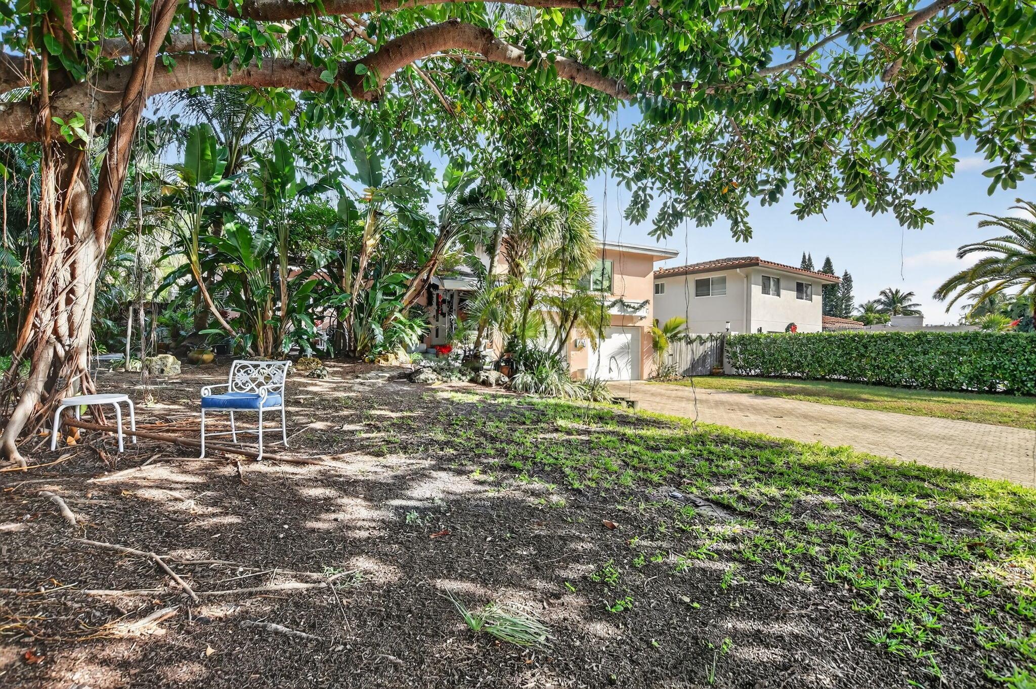 PIRATES COVE - Residential