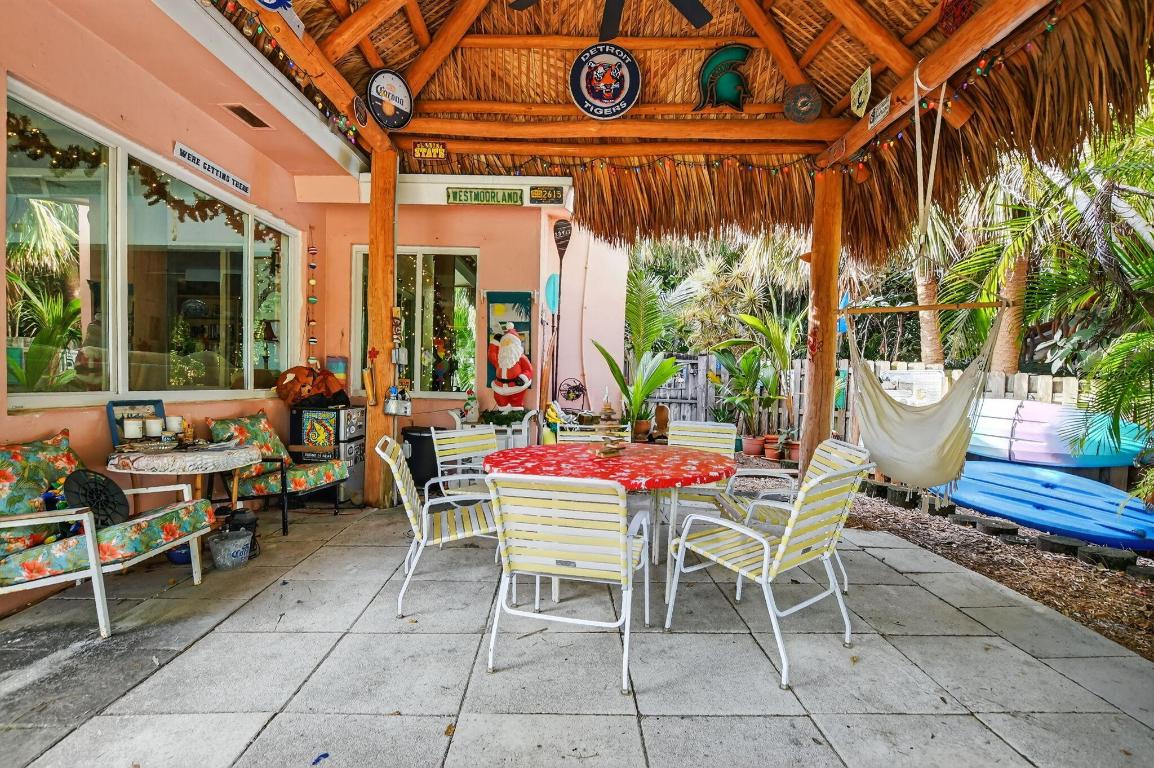 PIRATES COVE - Residential