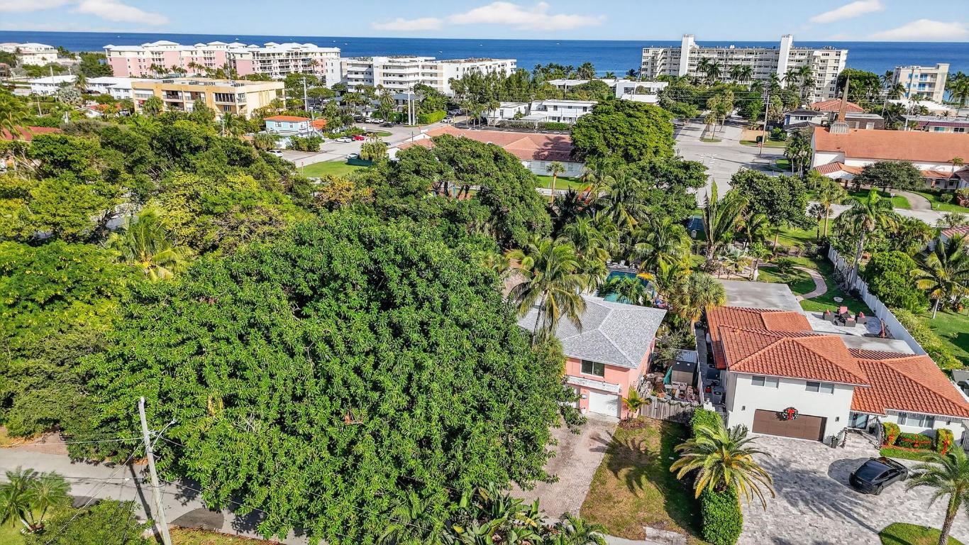 PIRATES COVE - Residential