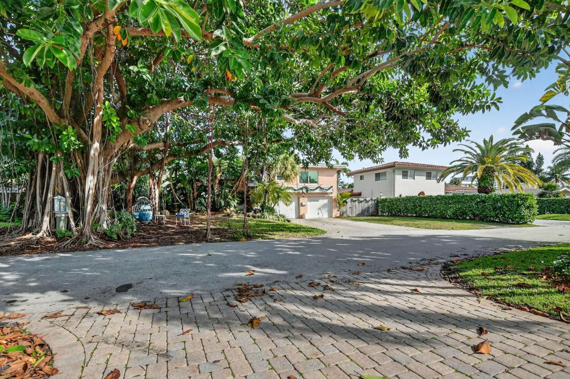 PIRATES COVE - Residential