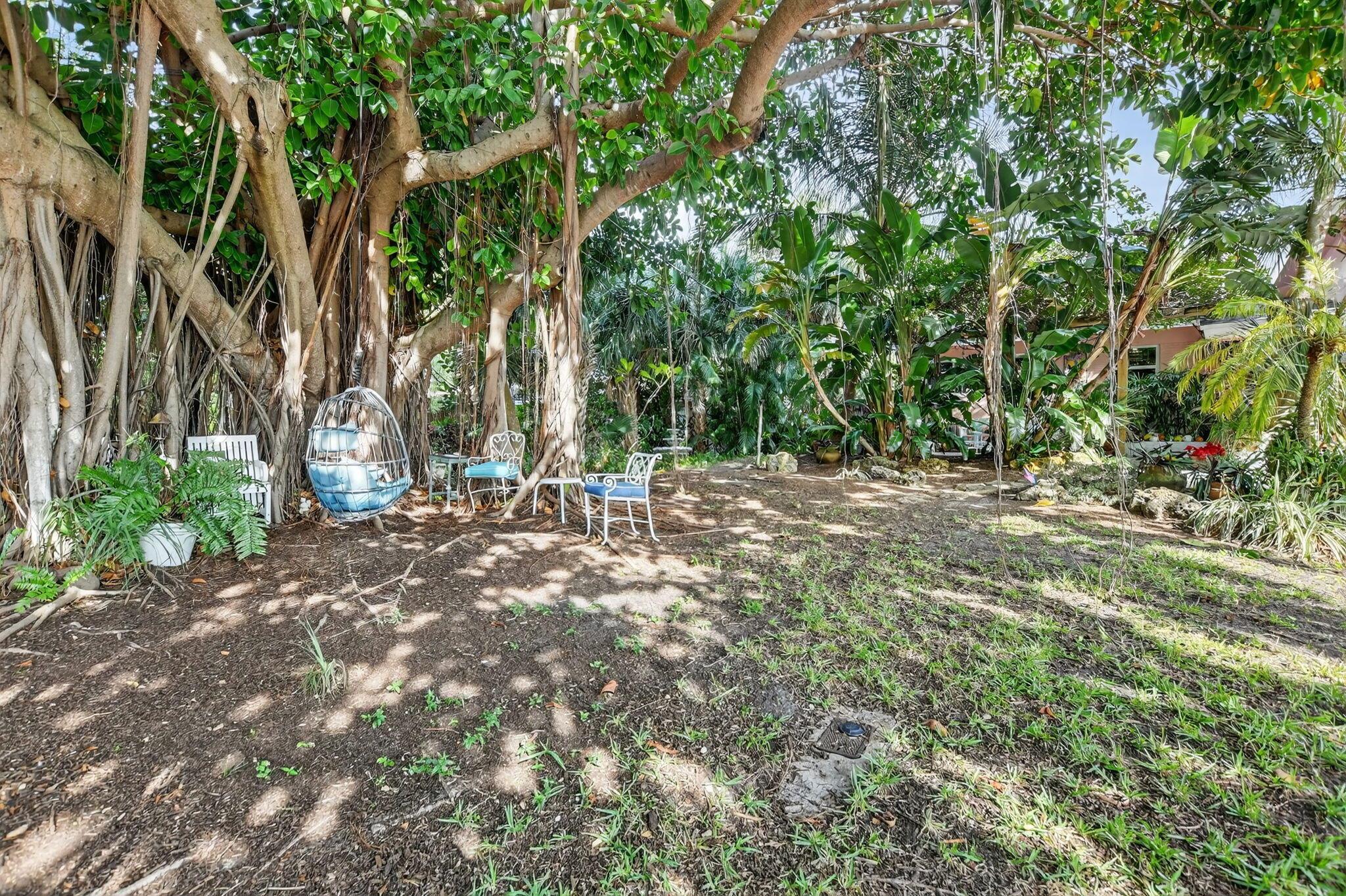 PIRATES COVE - Residential