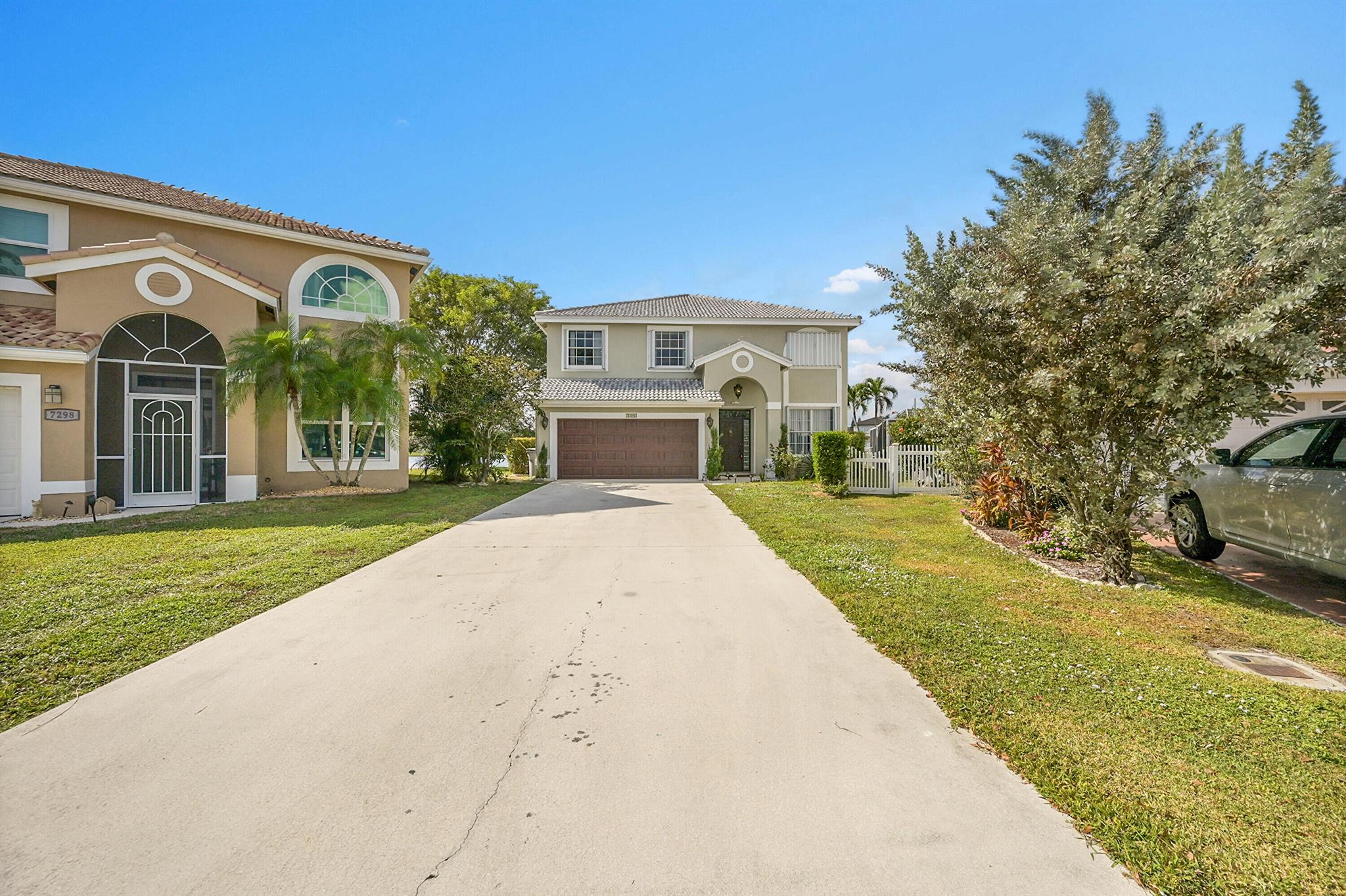 LAKE CHARLESTON TR I 3 - Residential Lease