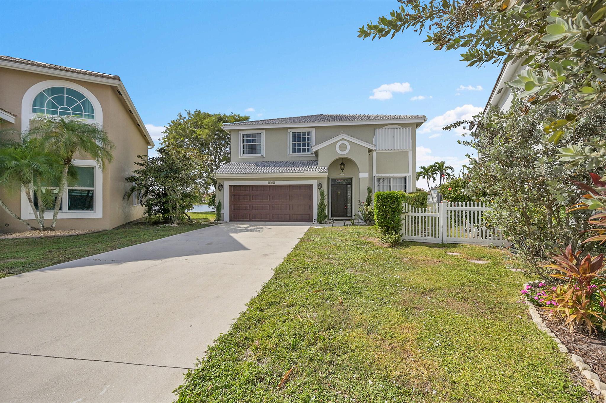 LAKE CHARLESTON TR I 3 - Residential Lease