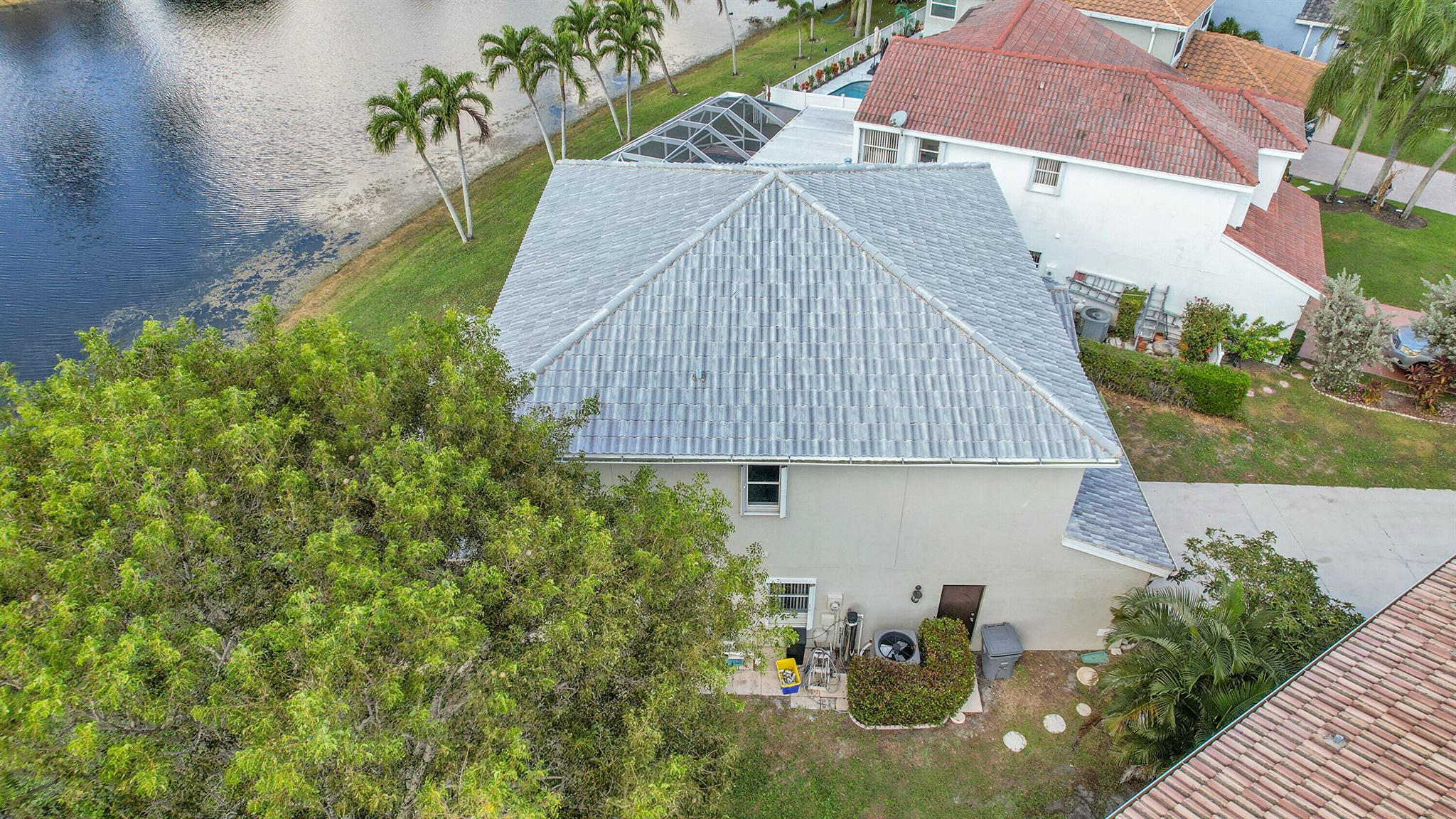 LAKE CHARLESTON TR I 3 - Residential Lease