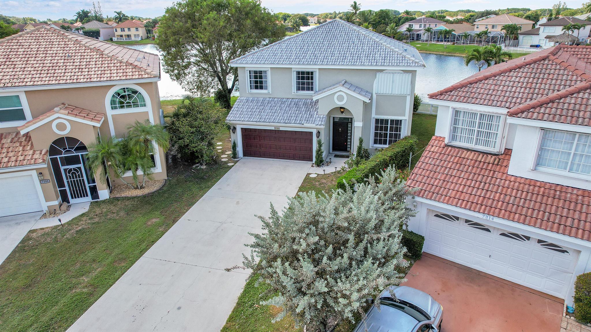 LAKE CHARLESTON TR I 3 - Residential Lease