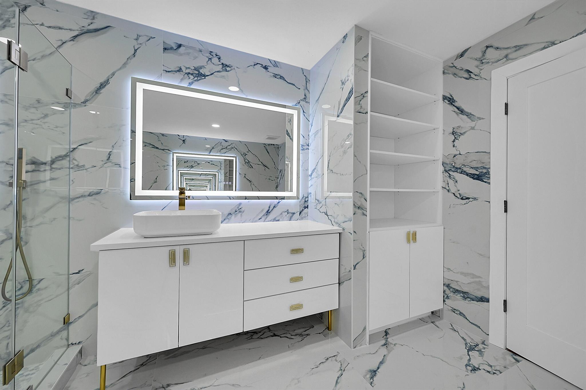 LAKE CHARLESTON TR I 3 - Residential Lease