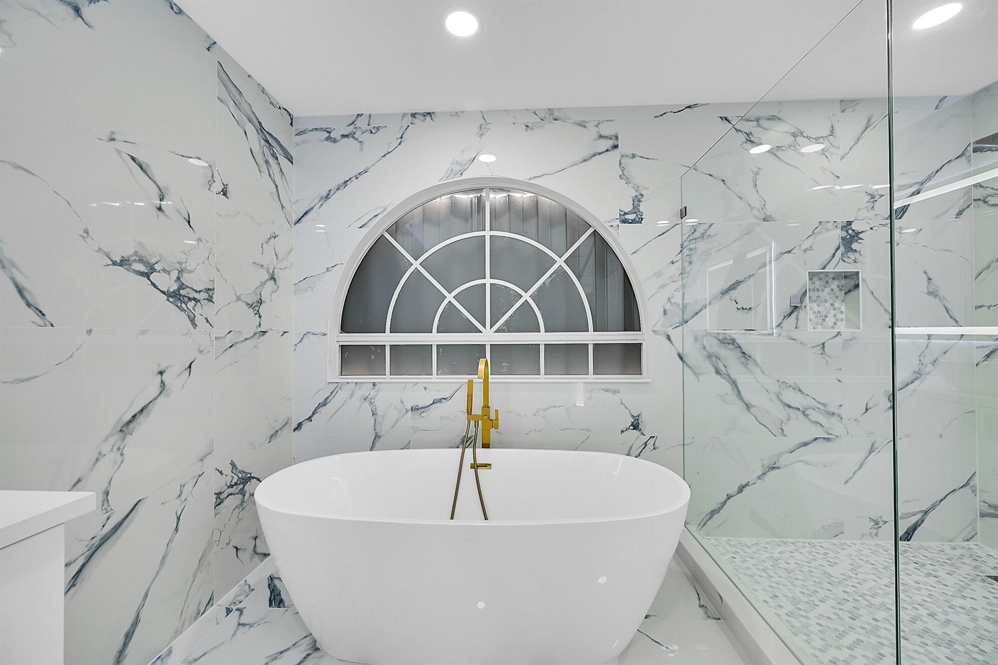 LAKE CHARLESTON TR I 3 - Residential Lease